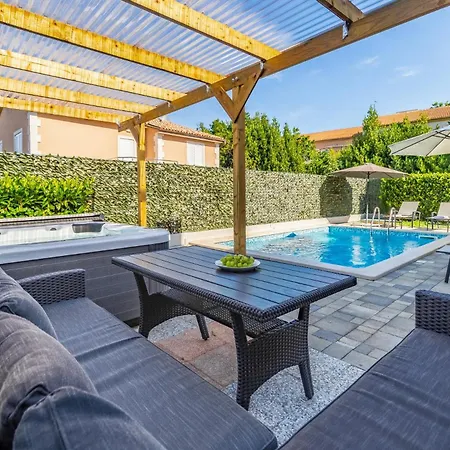 Lotus By Istrabook Villa Pula