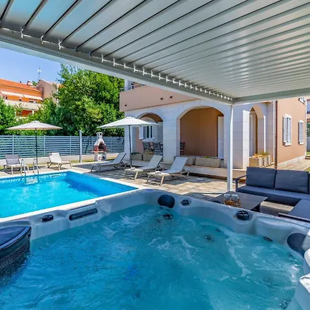 Lotus By Istrabook Villa Pula