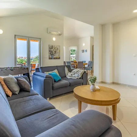 Lotus By Istrabook Villa Pula