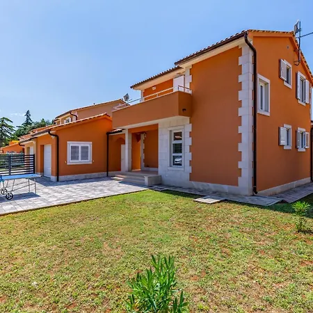 Villa Lotus By Istrabook *