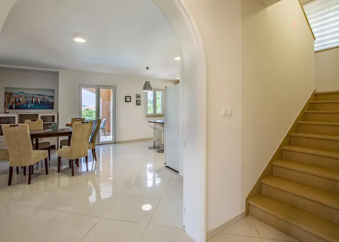 Lotus By Istrabook *