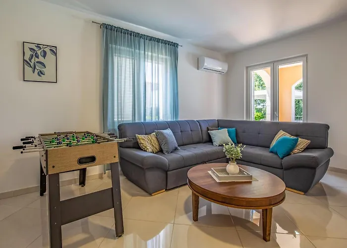 Villa Lotus By Istrabook