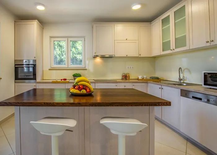 Lotus By Istrabook Villa Pula