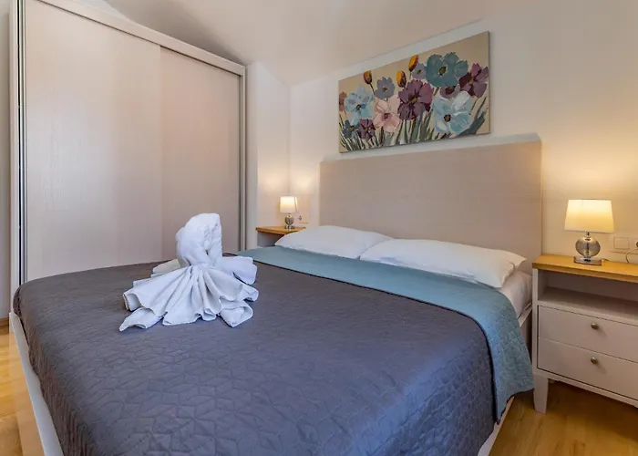 Villa Lotus By Istrabook