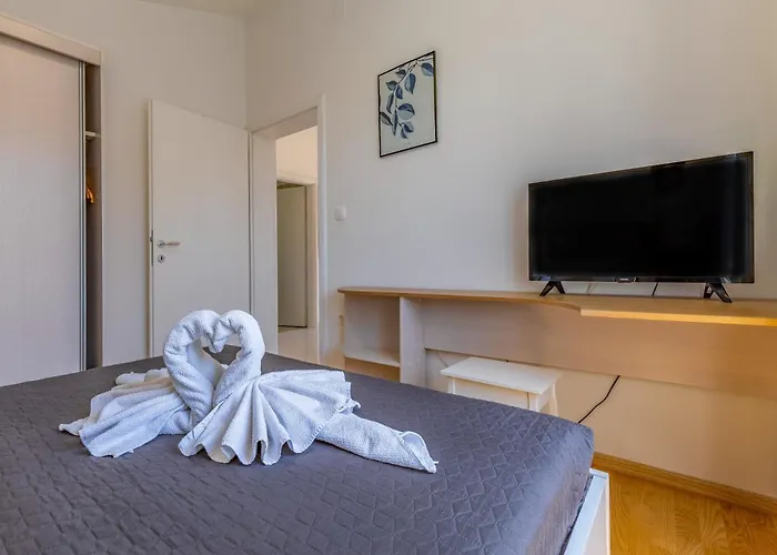 Villa Lotus By Istrabook Pula