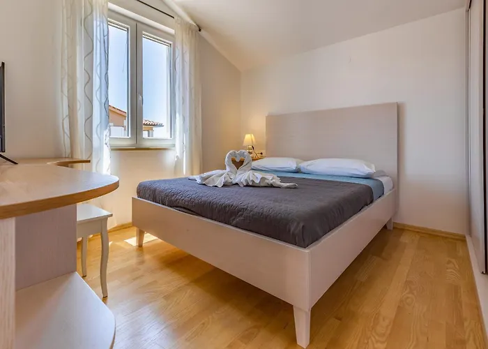 Lotus By Istrabook *