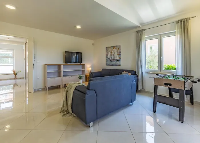 Lotus By Istrabook *