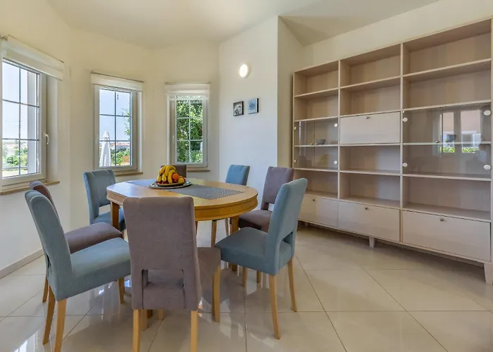 Villa Lotus By Istrabook Pula