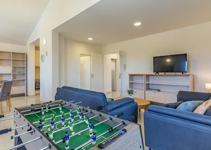 Lotus By Istrabook * Pula